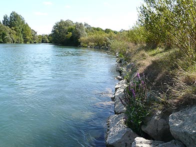 Esclavolles-Lurey, berges en protection minrale